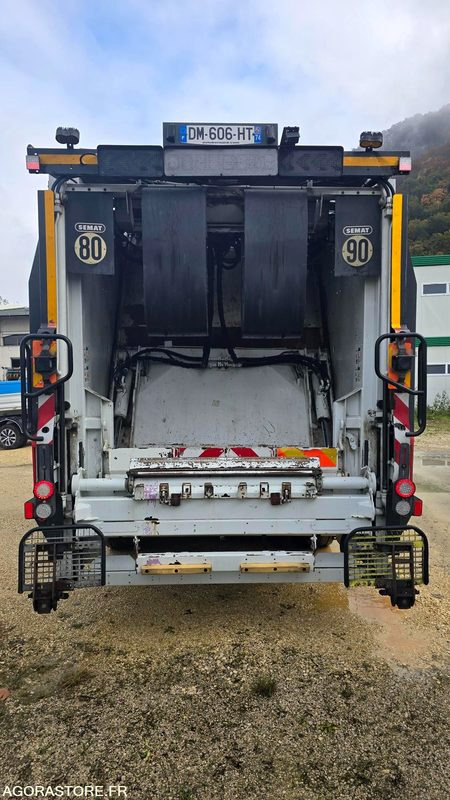 Renault BOM - DM606HT - شاحنة القمامة: صور 5 Renault BOM - DM606HT - شاحنة القمامة: صور 5