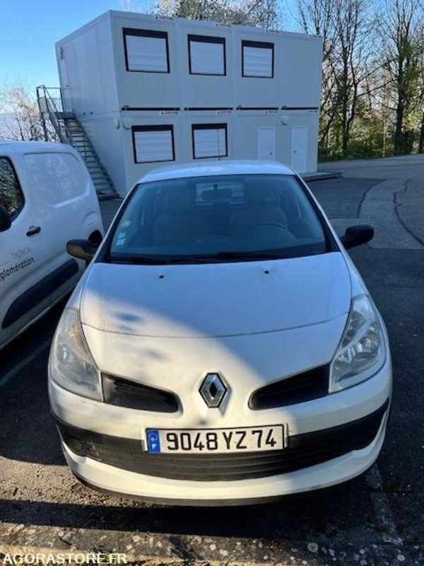 Renault Clio 164741 kms 2007 - سيارة: صور 2 Renault Clio 164741 kms 2007 - سيارة: صور 2