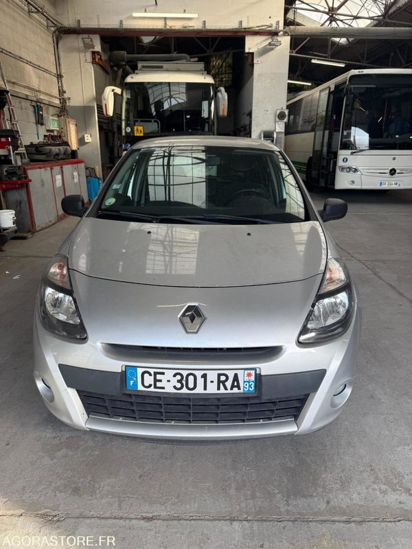 Renault Clio 3 139178 kms 2012 - سيارة: صور 1 Renault Clio 3 139178 kms 2012 - سيارة: صور 1