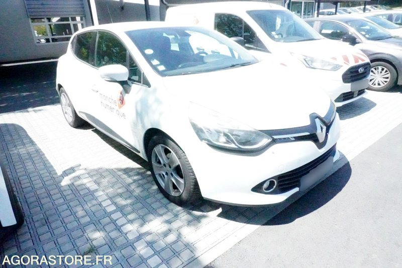 Renault Clio 4 122544 kms 2013 - سيارة: صور 1 Renault Clio 4 122544 kms 2013 - سيارة: صور 1
