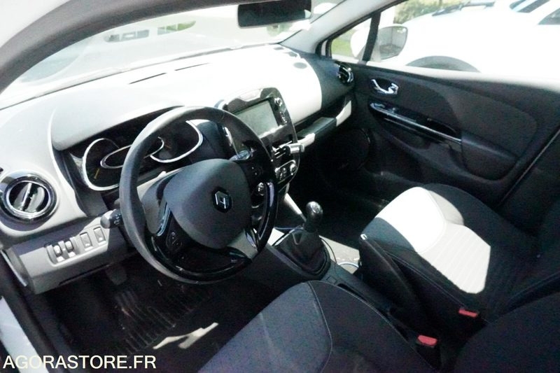 Renault Clio 4 122544 kms 2013 - سيارة: صور 5 Renault Clio 4 122544 kms 2013 - سيارة: صور 5