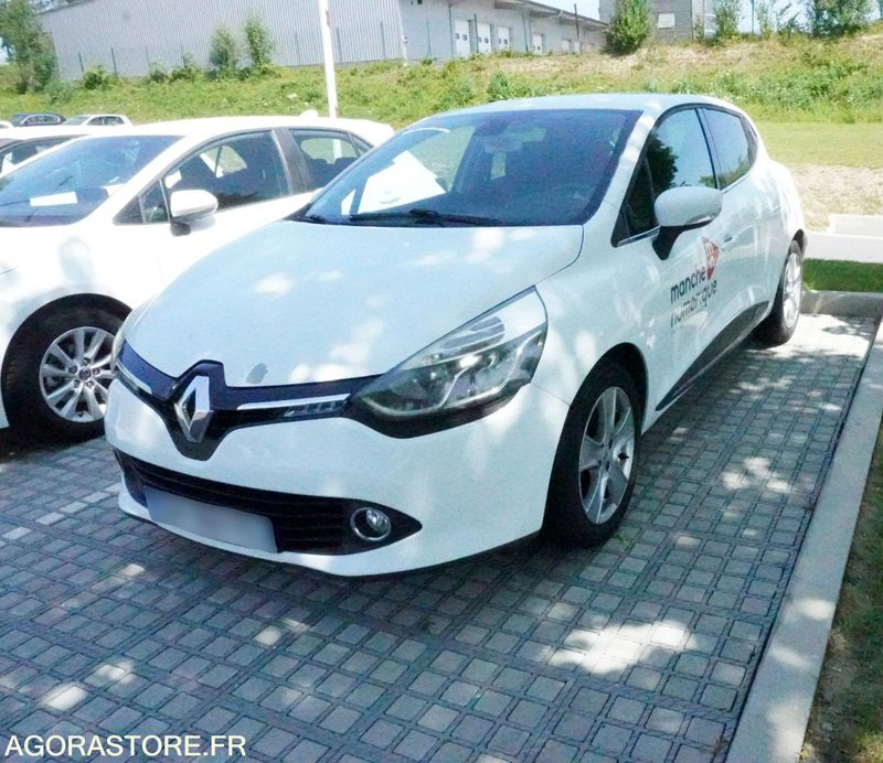 Renault Clio 4 124964 kms 2013 - سيارة: صور 1 Renault Clio 4 124964 kms 2013 - سيارة: صور 1
