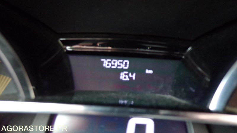 Renault Clio 4 DQ-828-CL (BP) - سيارة: صور 5 Renault Clio 4 DQ-828-CL (BP) - سيارة: صور 5