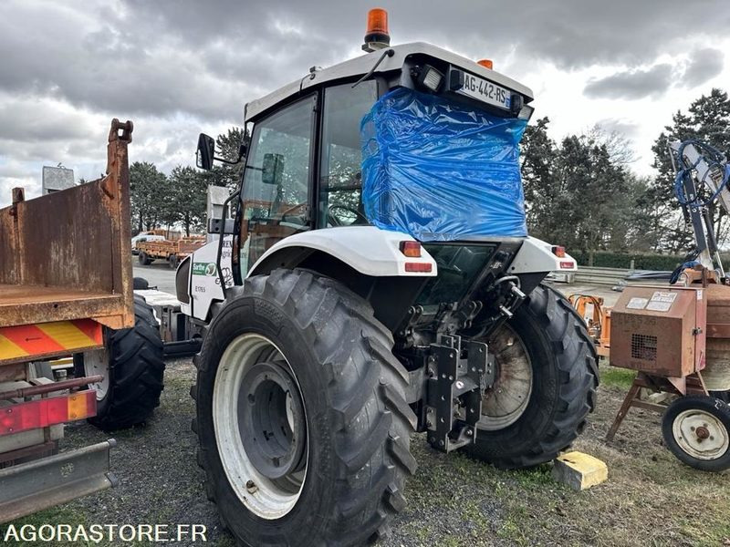 جرار Renault Ergos 456 - AG442RS: صور 6