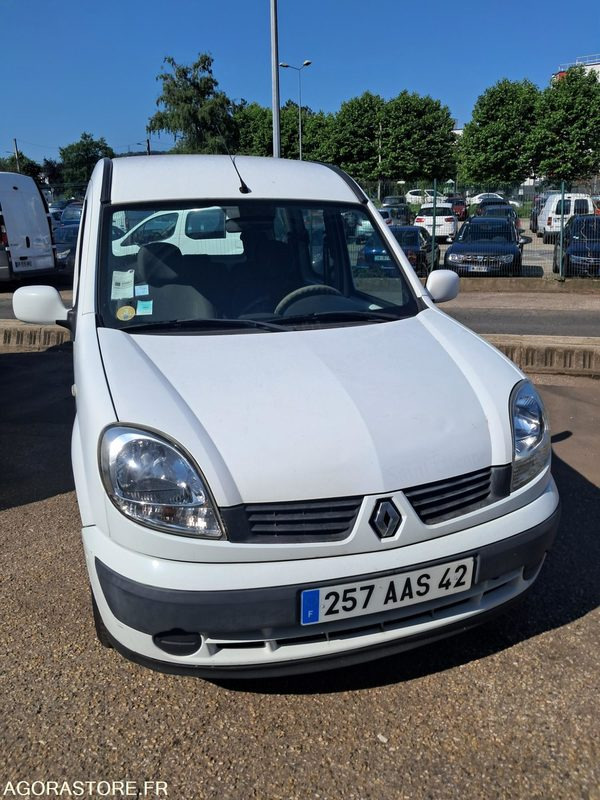 Renault Kangoo 257-AAS-42 - سيارة: صور 1 Renault Kangoo 257-AAS-42 - سيارة: صور 1