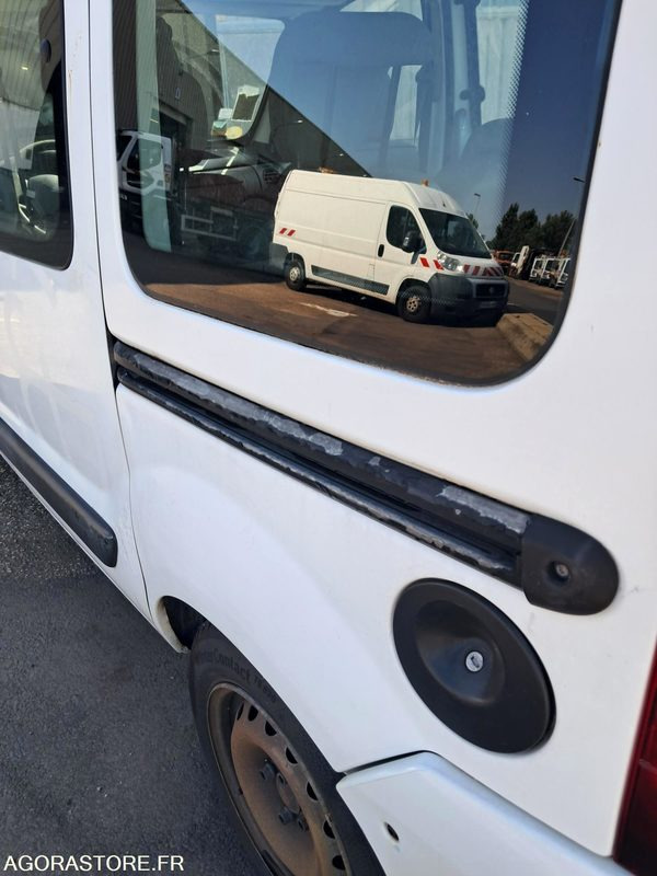 Renault Kangoo 257-AAS-42 - سيارة: صور 4 Renault Kangoo 257-AAS-42 - سيارة: صور 4