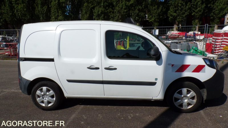 Renault Kangoo ZE EA-300-ZA (BP) - فان المدمجة, فان كهربائية: صور 3 Renault Kangoo ZE EA-300-ZA (BP) - فان المدمجة, فان كهربائية: صور 3