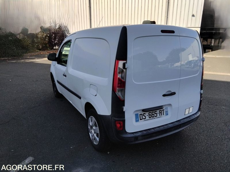 فان المدمجة Renault Kangoo: صور 8