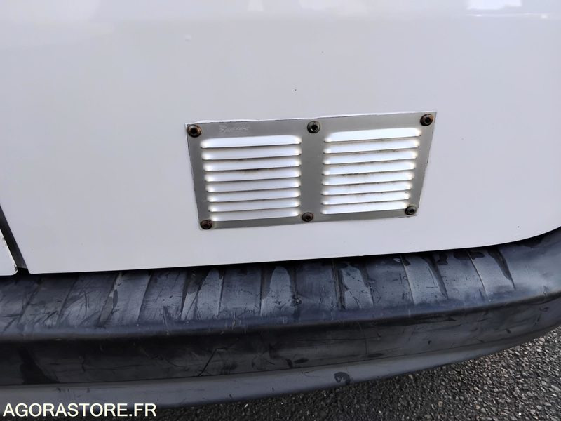 فان المدمجة Renault Kangoo: صور 10