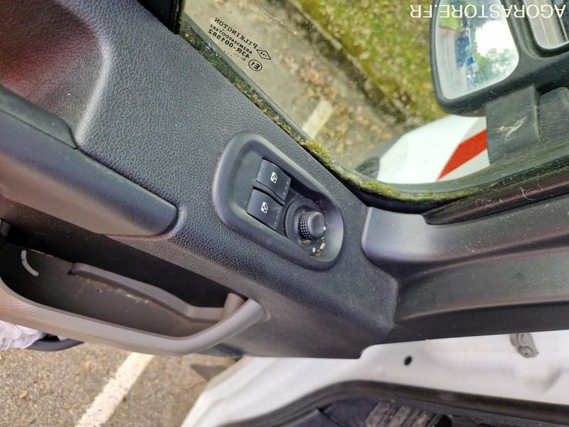 Renault Master aménagé - 2016 / 115666 KM (EH171ZS) - فان: صور 5 Renault Master aménagé - 2016 / 115666 KM (EH171ZS) - فان: صور 5