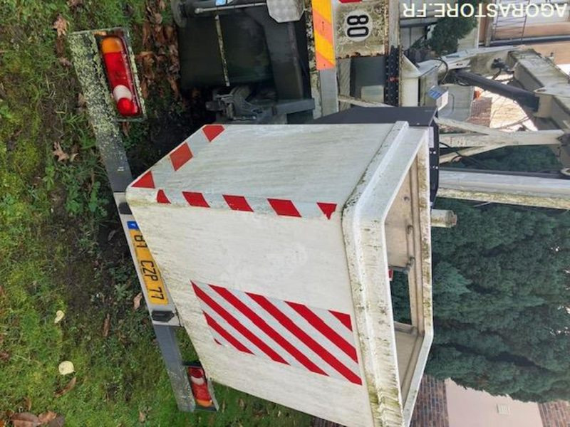 Renault Midliner (Nacelle) 2003 - 18441 kms - شاحنة: صور 5 Renault Midliner (Nacelle) 2003 - 18441 kms - شاحنة: صور 5
