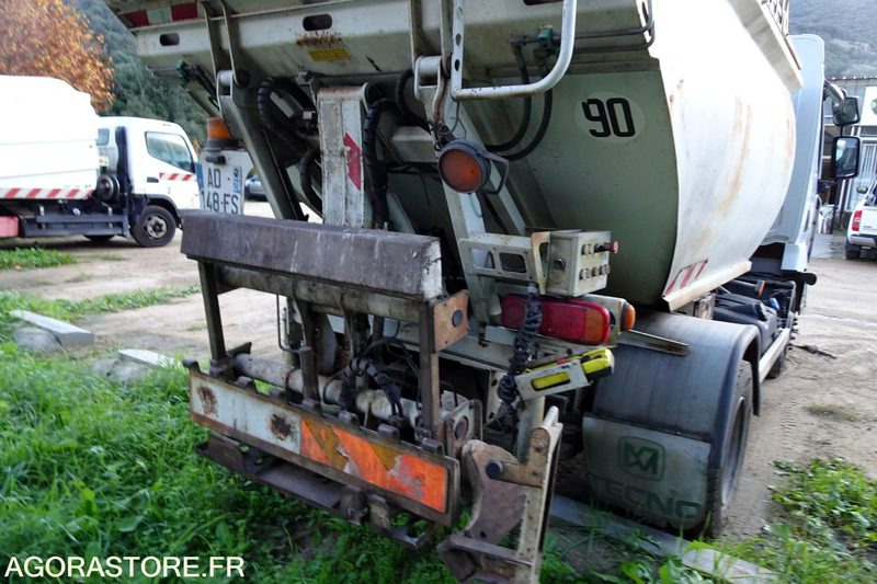 Renault Midlum 220 DXI - شاحنة القمامة: صور 5 Renault Midlum 220 DXI - شاحنة القمامة: صور 5