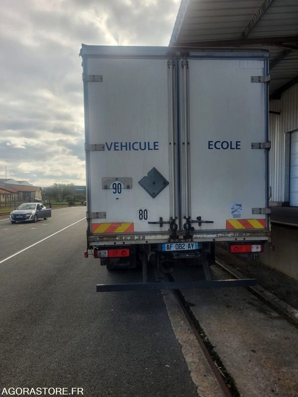 Renault Premium - 2009 - 470000 Kms - شاحنة: صور 4 Renault Premium - 2009 - 470000 Kms - شاحنة: صور 4