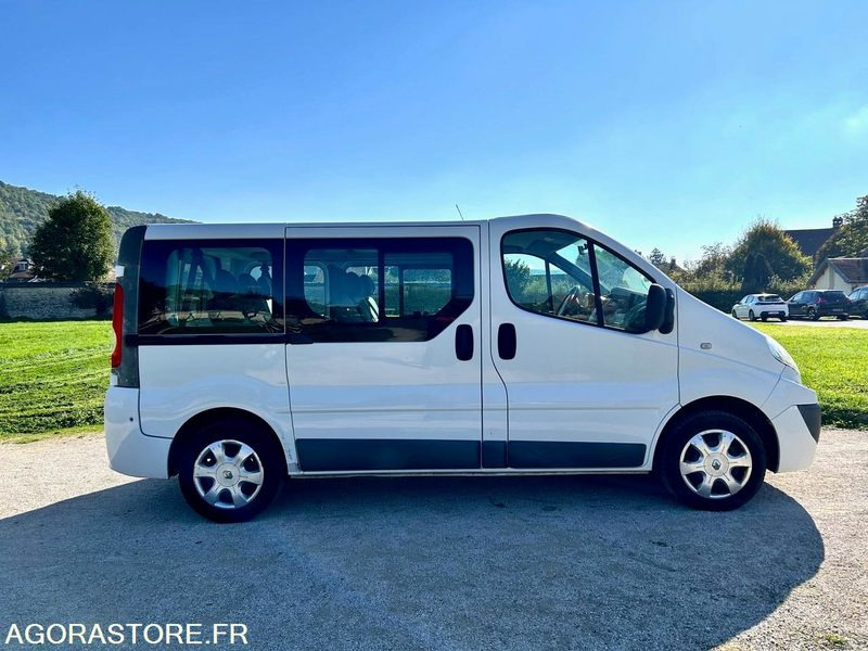 Renault Trafic 2 - 2010 - 141000 kms - حافلة صغيرة, ميكروباص: صور 5 Renault Trafic 2 - 2010 - 141000 kms - حافلة صغيرة, ميكروباص: صور 5