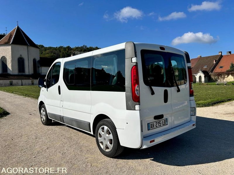 Renault Trafic 2 - 2010 - 141000 kms - حافلة صغيرة, ميكروباص: صور 4 Renault Trafic 2 - 2010 - 141000 kms - حافلة صغيرة, ميكروباص: صور 4