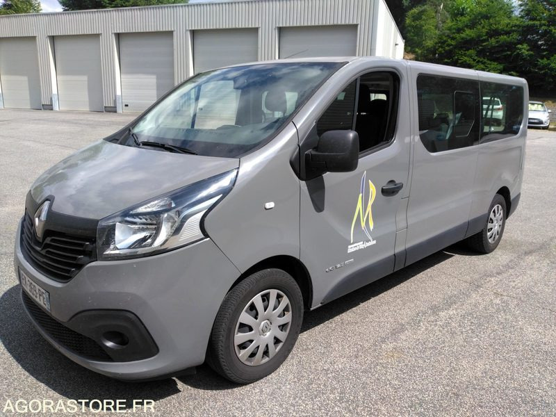 Renault Trafic 2017 114300 kms - حافلة صغيرة, ميكروباص: صور 1 Renault Trafic 2017 114300 kms - حافلة صغيرة, ميكروباص: صور 1