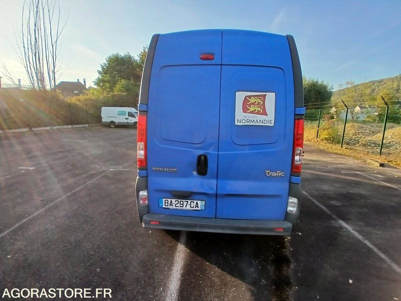 Renault Trafic – Diesel – 2010- 76 566 km - فان: صور 4 Renault Trafic – Diesel – 2010- 76 566 km - فان: صور 4