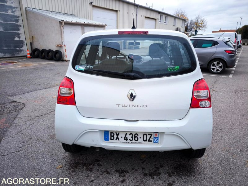 Renault Twingo - سيارة: صور 4 Renault Twingo - سيارة: صور 4
