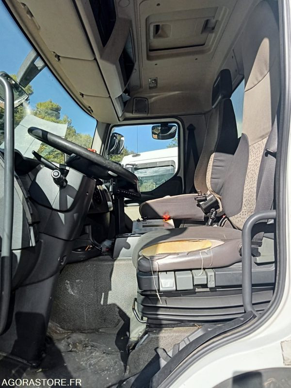 Renault Véhicule Industriel - Premium 280 - شاحنة القمامة: صور 4 Renault Véhicule Industriel - Premium 280 - شاحنة القمامة: صور 4