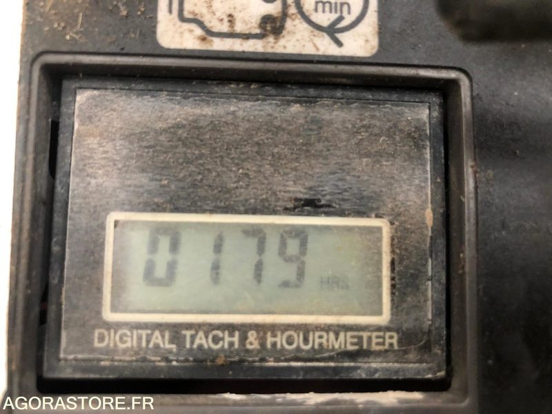 SCIE A SOL HUSQVARNA FS413 - 500 mm - معدات البناء: صور 3 SCIE A SOL HUSQVARNA FS413 - 500 mm - معدات البناء: صور 3