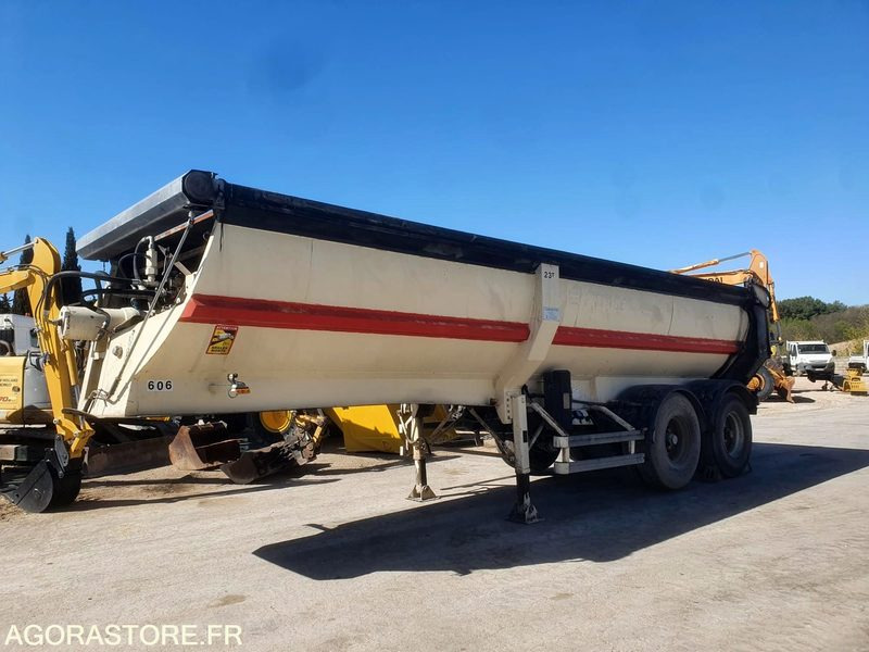 Semi remorque Cleri Benne poussoir - نصف مقطورة: صور 1 Semi remorque Cleri Benne poussoir - نصف مقطورة: صور 1
