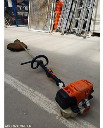 Stihl FS 91 R et FS 70 RCE - جزازة المروج: صور 1 Stihl FS 91 R et FS 70 RCE - جزازة المروج: صور 1