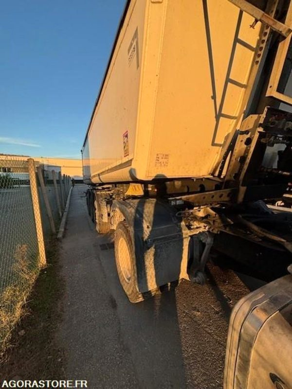 TRACTEUR 4X2 MERCEDES ACTROS 1845 2018 385 000 KM + BENNE ALUMINIUM SHMITZ 2016 - شاحنة جرار: صور 5 TRACTEUR 4X2 MERCEDES ACTROS 1845 2018 385 000 KM + BENNE ALUMINIUM SHMITZ 2016 - شاحنة جرار: صور 5