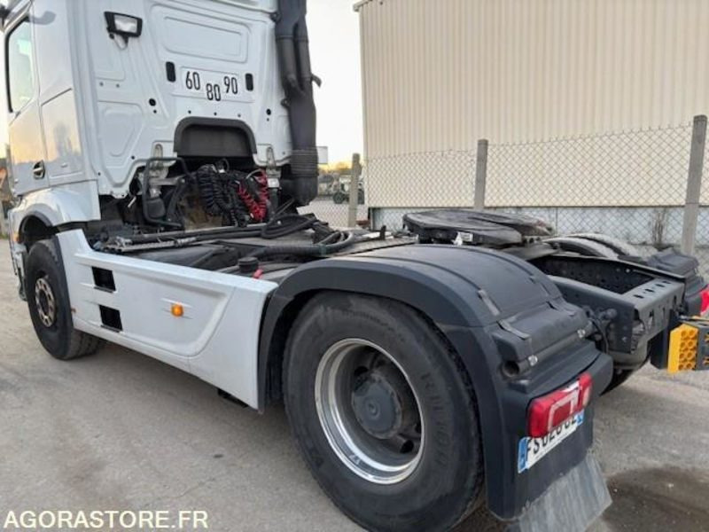 TRACTEUR 4X2 MERCEDES ACTROS 1853 2020 430 000 KM - شاحنة جرار: صور 4 TRACTEUR 4X2 MERCEDES ACTROS 1853 2020 430 000 KM - شاحنة جرار: صور 4