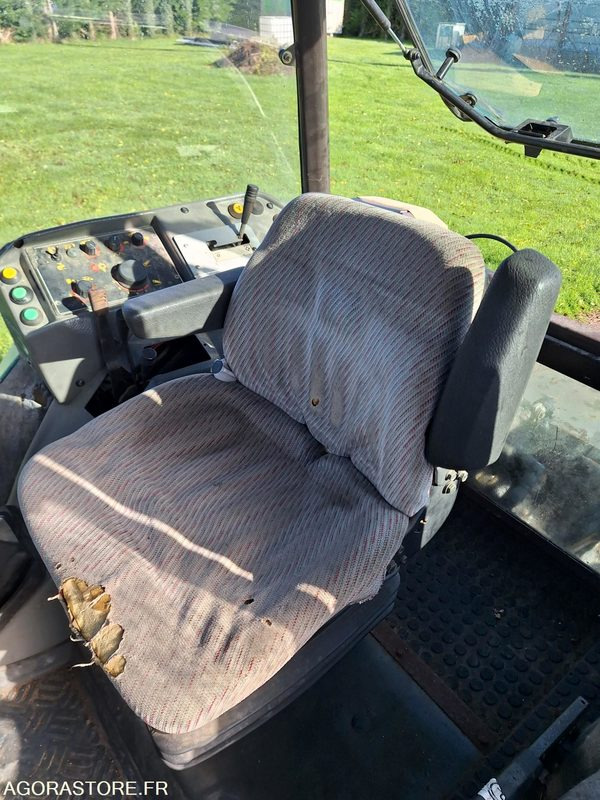 TRACTEUR CHARGEUR MASSEY FERGUSON - 1998 - 13654Heures - جرار: صور 5 TRACTEUR CHARGEUR MASSEY FERGUSON - 1998 - 13654Heures - جرار: صور 5