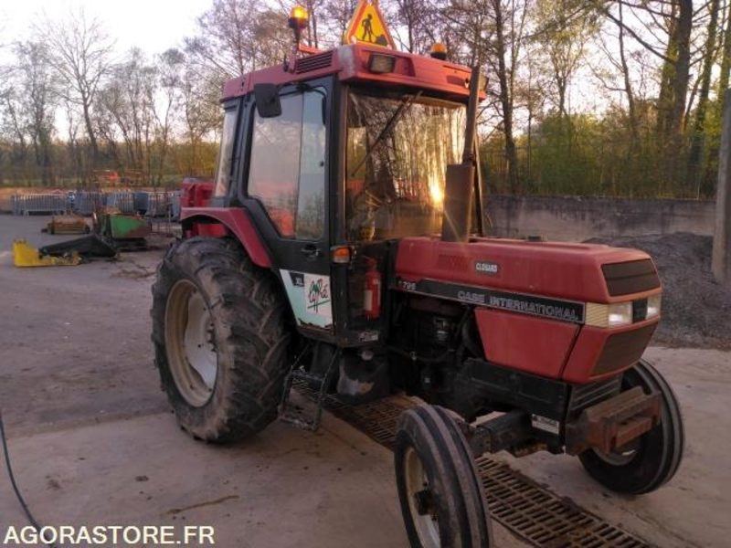 Tracteur CASE 795 XL - جرار: صور 1 Tracteur CASE 795 XL - جرار: صور 1