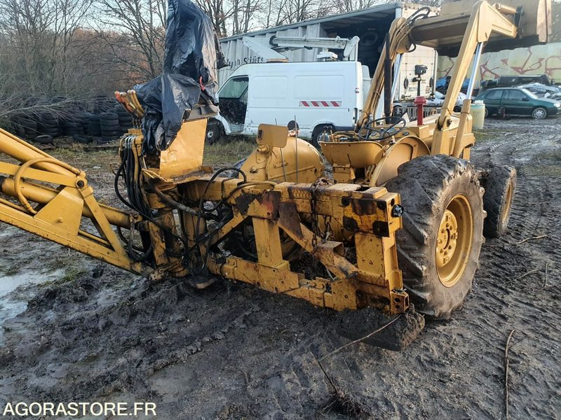 Tractopelle massey ferguson mf205 industriel - حفار متعدد الاستخدام: صور 5 Tractopelle massey ferguson mf205 industriel - حفار متعدد الاستخدام: صور 5