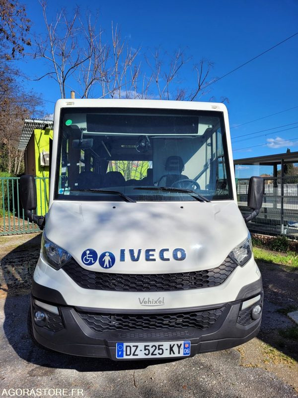 VENTE BUS INDCAR MOBI - IVECO - 210 000 km - BON ETAT - حافلة مدرسية: صور 1 VENTE BUS INDCAR MOBI - IVECO - 210 000 km - BON ETAT - حافلة مدرسية: صور 1