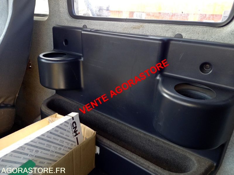 شاحنة Vends IVECO 4X2: صور 17