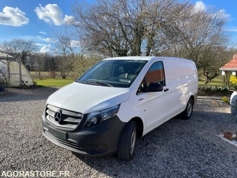 Vito Electrique comme neuf + double chargeurs. Ct Vierge du 10/07/25 - فان: صور 1 Vito Electrique comme neuf + double chargeurs. Ct Vierge du 10/07/25 - فان: صور 1