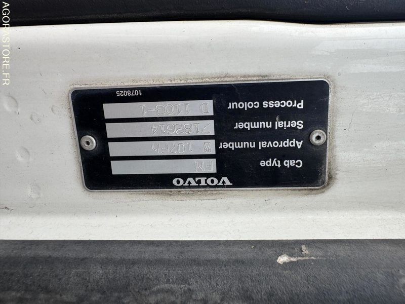 شاحنة Volvo FM 400 8X4 ampliroll - 2009 - 763559KM: صور 18