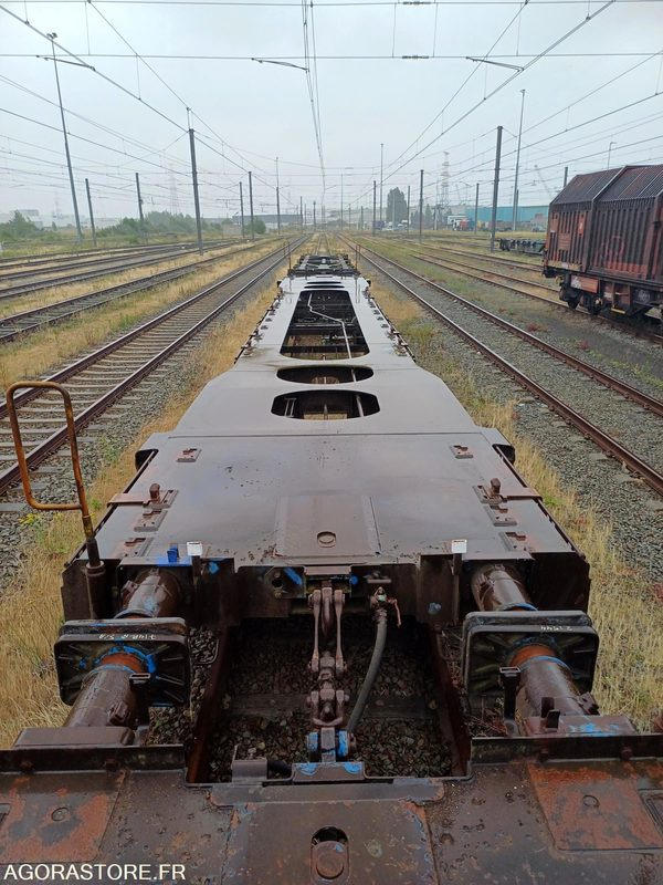 Wagon plat intermodal type Sggnss – modèle 6432B0-4, 72 pieds - 2004 (ref 1561) - أخرى: صور 2 Wagon plat intermodal type Sggnss – modèle 6432B0-4, 72 pieds - 2004 (ref 1561) - أخرى: صور 2