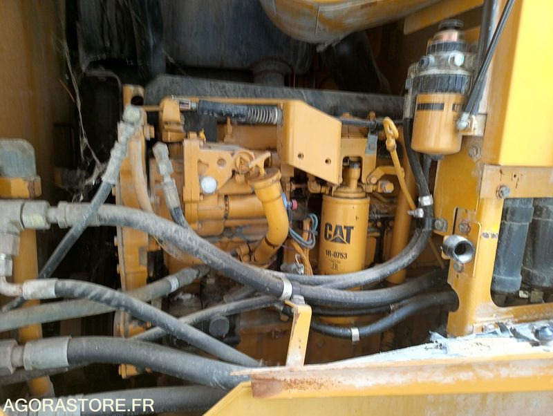 Chargeur sur pneu cterpillar 928G 4 pneu michelin xah2 neuf إيجار chargeur sur pneu cterpillar 928G 4 pneu michelin xah2 neuf: صور 11
