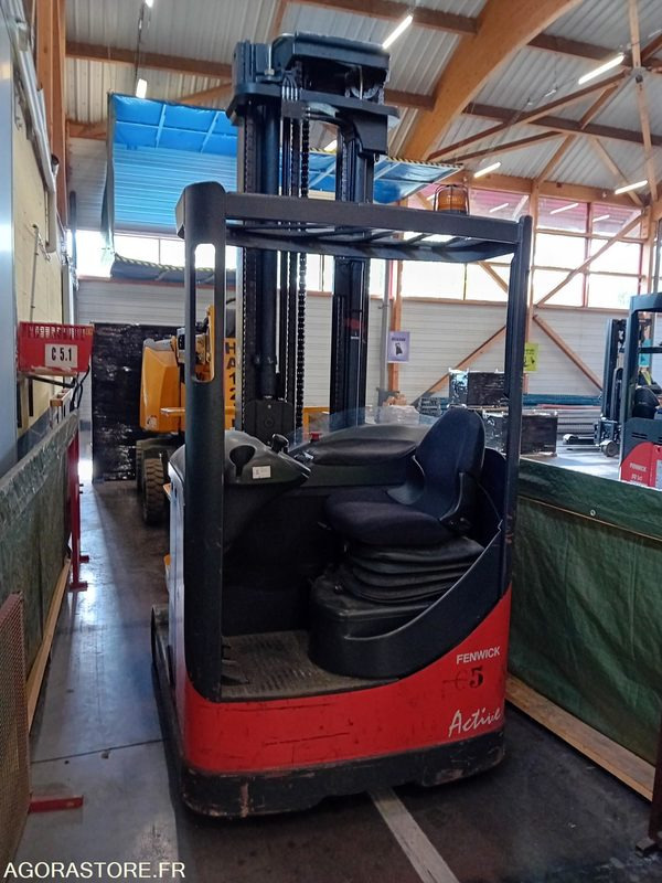 Chariot rétractable fenwick - رافعة شوكية كهربائية: صور 1 Chariot rétractable fenwick - رافعة شوكية كهربائية: صور 1