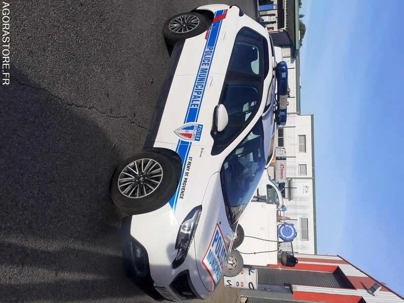 Peugeot 2008 police municipale - سيارة دفع رباعي: صور 4 Peugeot 2008 police municipale - سيارة دفع رباعي: صور 4