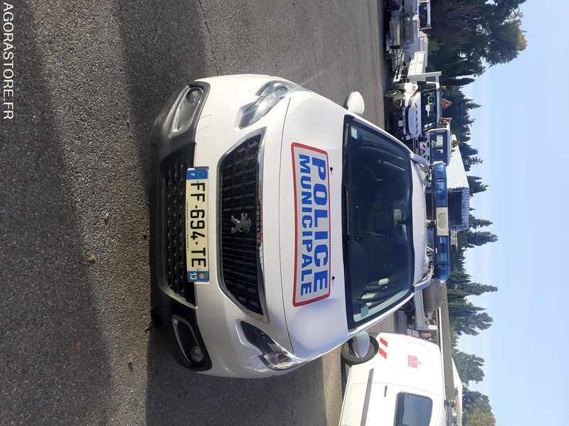 Peugeot 2008 police municipale - سيارة دفع رباعي: صور 3 Peugeot 2008 police municipale - سيارة دفع رباعي: صور 3