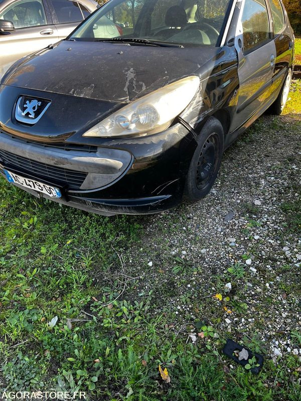Peugeot 206+ 1.4 hdi 2009 185000km - سيارة: صور 2 Peugeot 206+ 1.4 hdi 2009 185000km - سيارة: صور 2