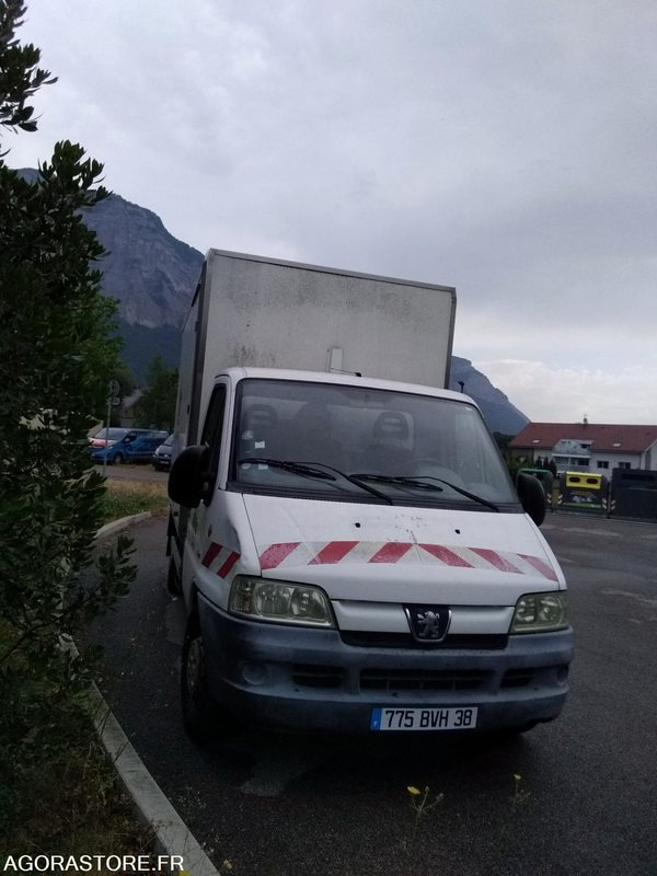 Peugeot boxer hayon 500kgs joint culasse HS - الشاحنات الصغيرة: صور 2 Peugeot boxer hayon 500kgs joint culasse HS - الشاحنات الصغيرة: صور 2