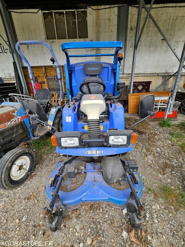 Tondeuse ISEKI SF 438 - جزازة المروج: صور 3 Tondeuse ISEKI SF 438 - جزازة المروج: صور 3