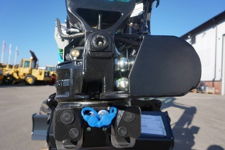 جديد حفارة مصغرة Airman AX 26 U-6: صور 6