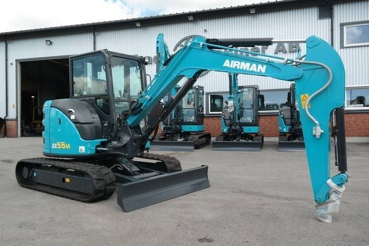 Airman AX 55 U-7 - حفارة مصغرة: صور 1 Airman AX 55 U-7 - حفارة مصغرة: صور 1