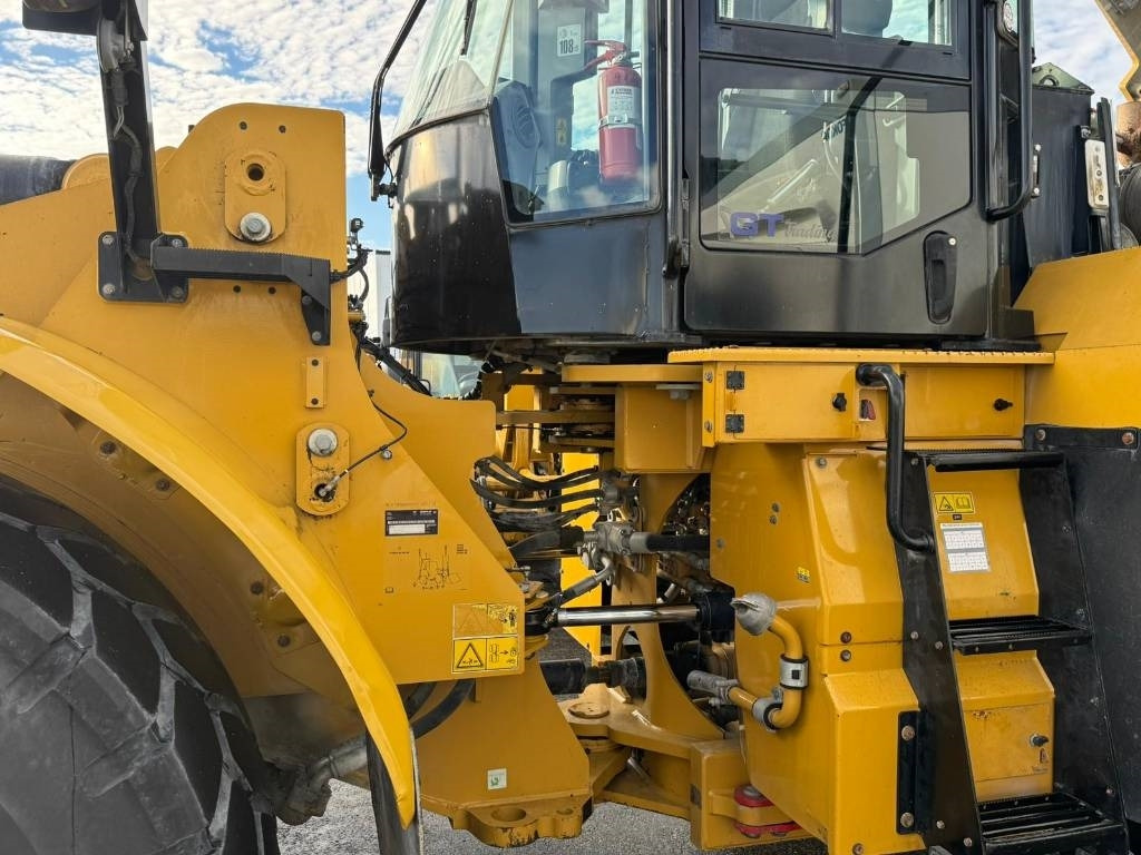 CAT 966M - اللودر بعجل: صور 4 CAT 966M - اللودر بعجل: صور 4