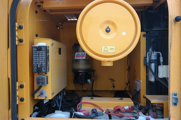 حفارات زحافة Hyundai R360LC-7: صور 15