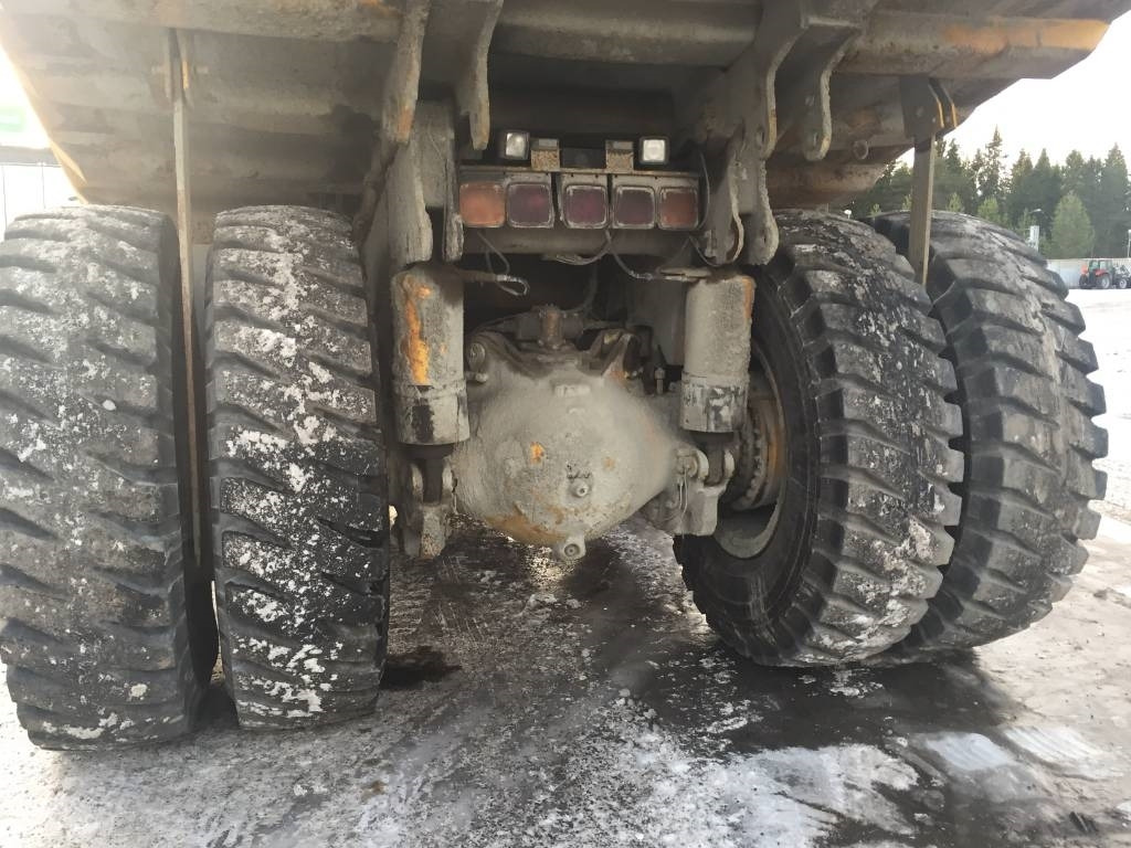 Komatsu HD 405-6 - شاحنة قلابة للمحاجر: صور 5 Komatsu HD 405-6 - شاحنة قلابة للمحاجر: صور 5