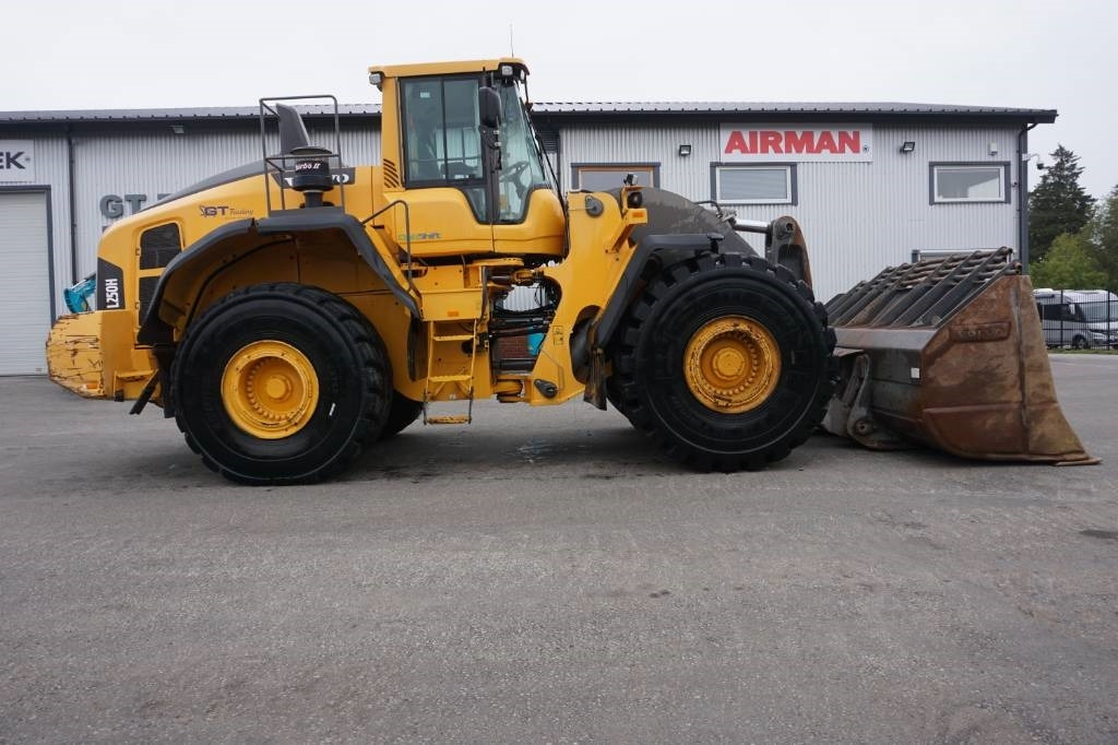 Volvo L250H *Uthyres* - اللودر بعجل: صور 5 Volvo L250H *Uthyres* - اللودر بعجل: صور 5