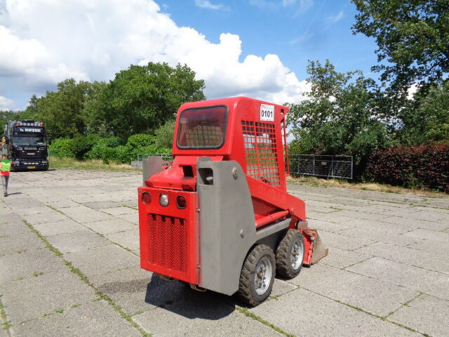 Gehl 1640 - شيول صغير: صور 4 Gehl 1640 - شيول صغير: صور 4